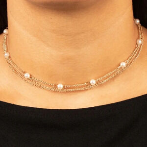 Paparazzi Jewelry Set - Daintily Dapper Gold